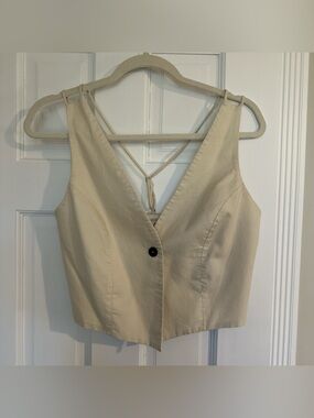 Pull&Bear cropped single button vest